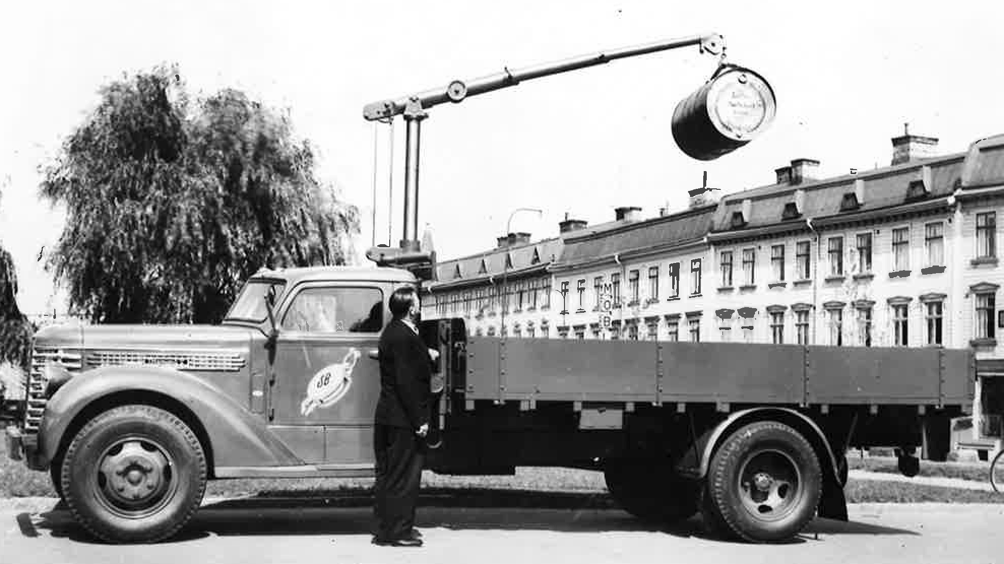 75 Years of HIAB 190 The Pioneer of Loader Cranes Discover Inspiring