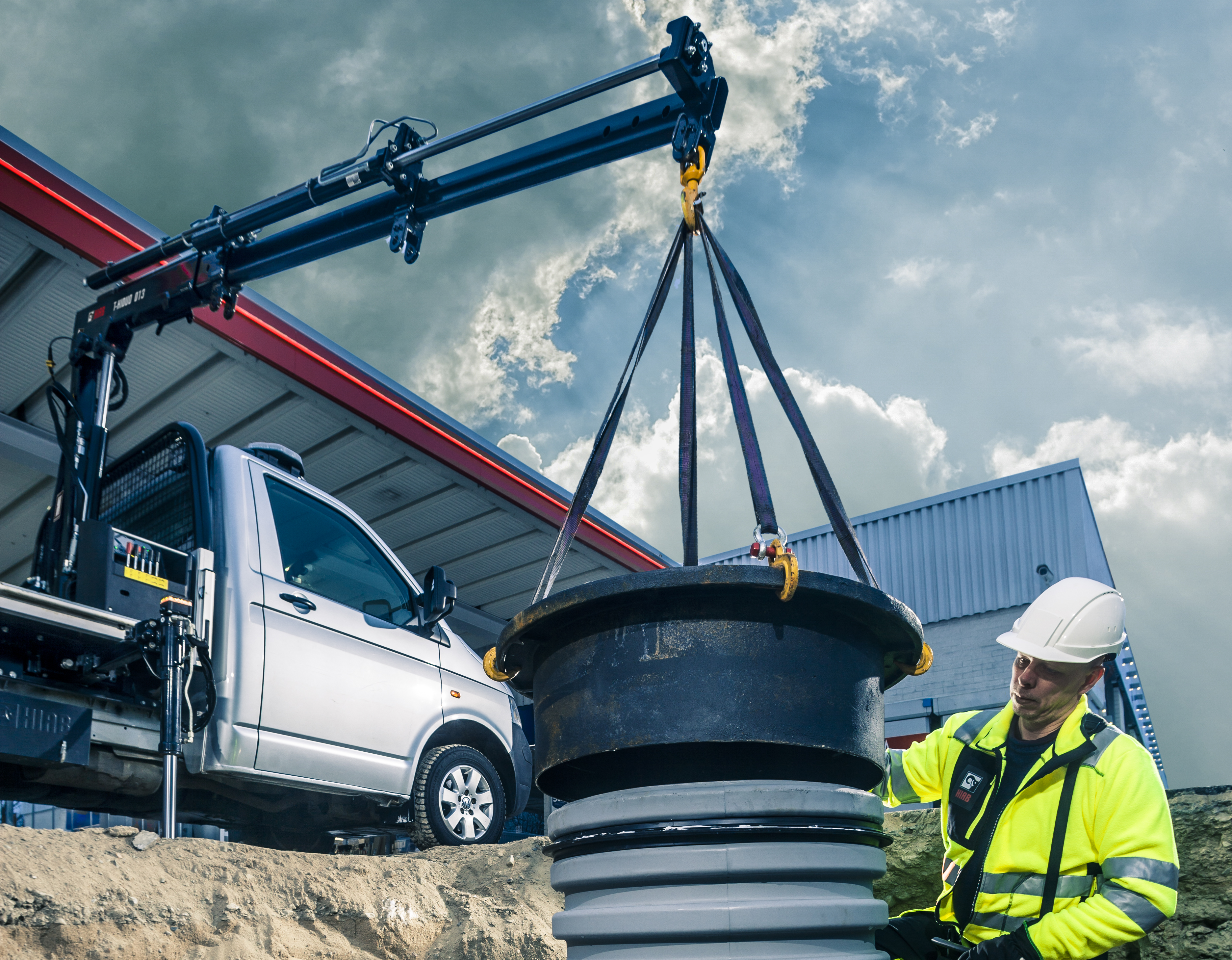 T-cranes - Knuckle Booms for Small to Medium Loads HIAB US