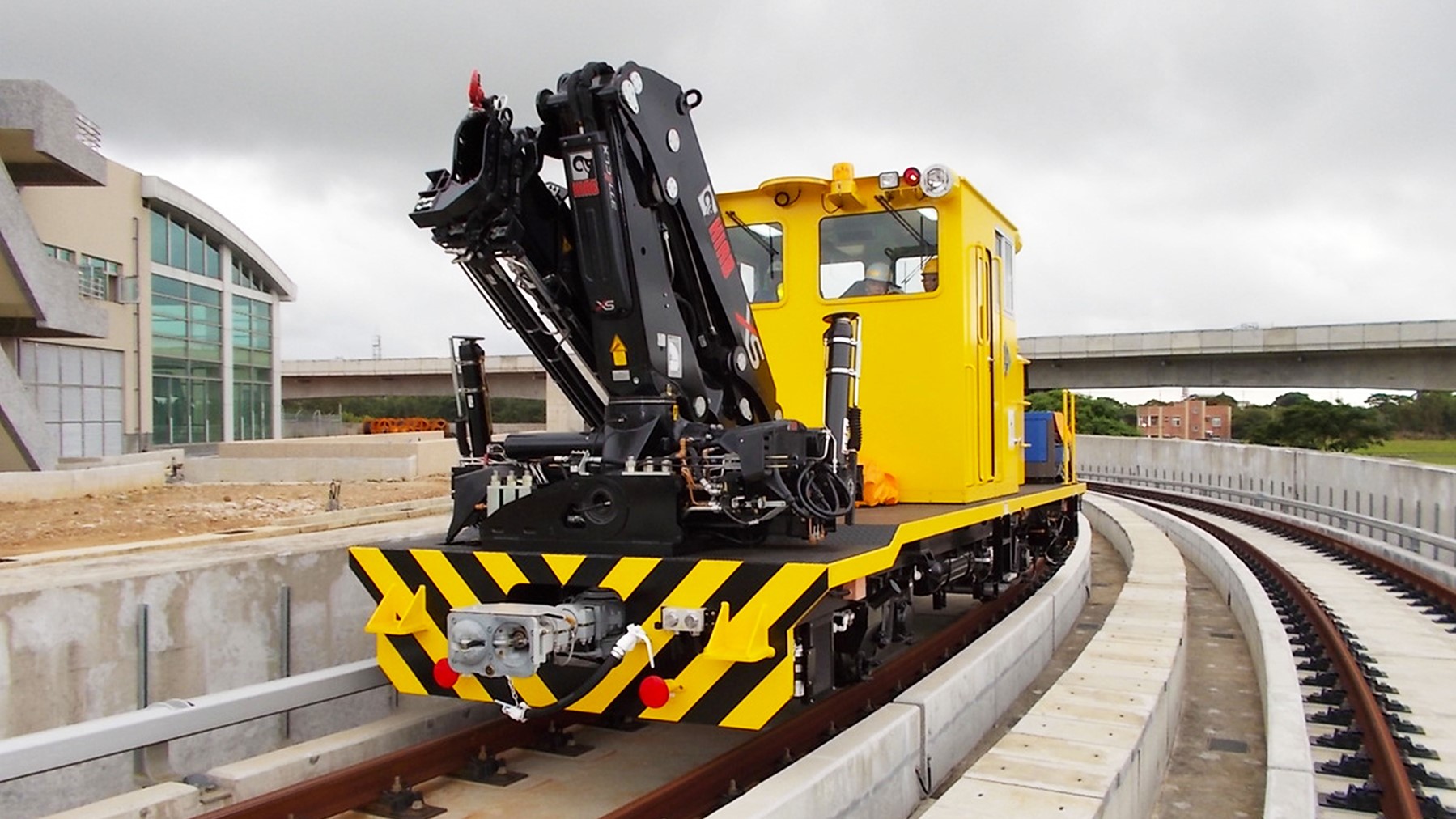 High Rail Loader Hiab receives EUR 7.5 million order for super heavy HIAB RAIL loader ...