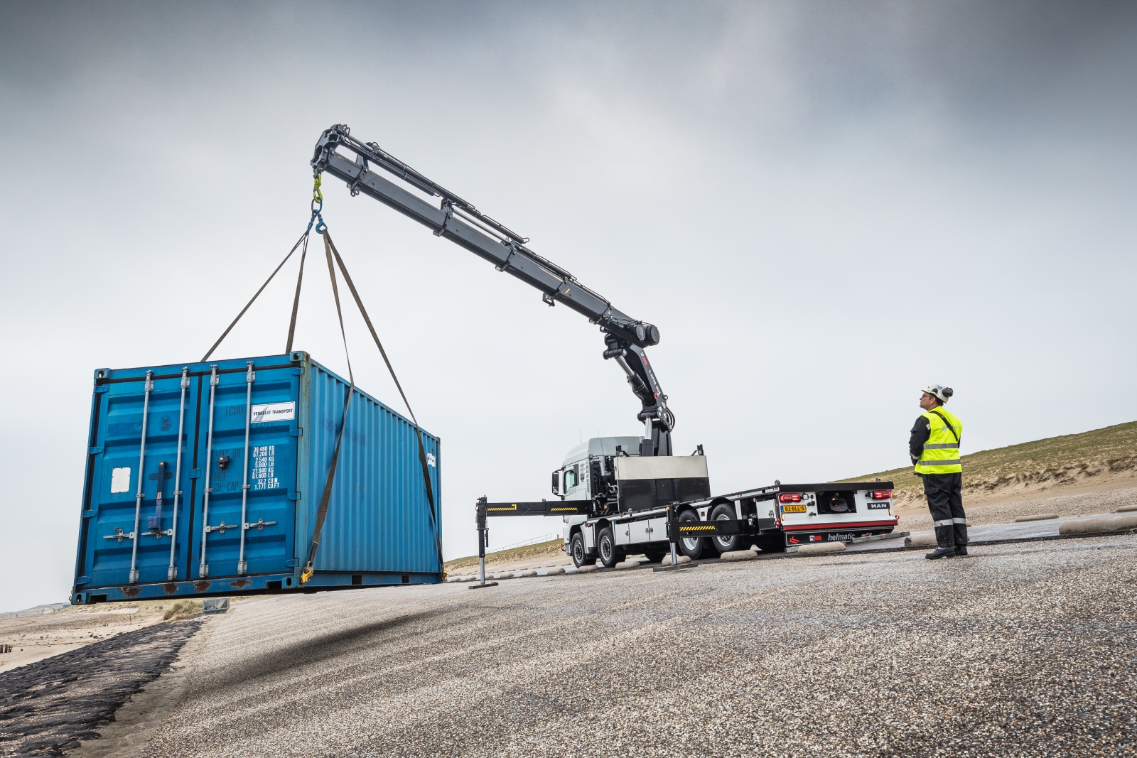 HIAB Versatile Solutions For Industry Applications Loader Cranes HIAB Versatile Solutions For Industry Applications Loader Cranes
