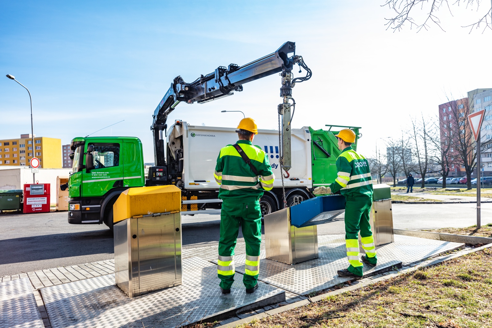 HIAB: Optimize your business | Reliable Hiab Loader Cranes for ...