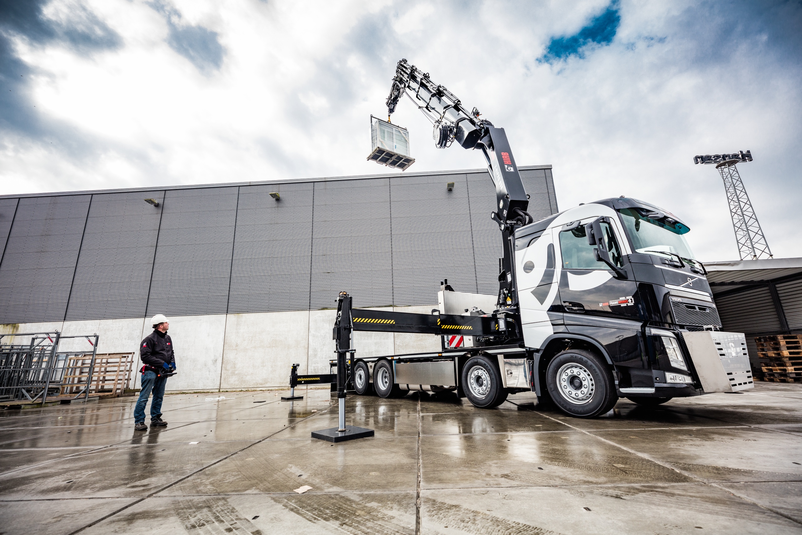 Hiab Sign Żurawie przeładunkowe Hiab | Produkty | Hiab