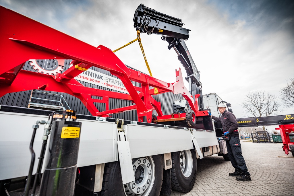 HIAB loader cranes | Our Brands | Hiab
